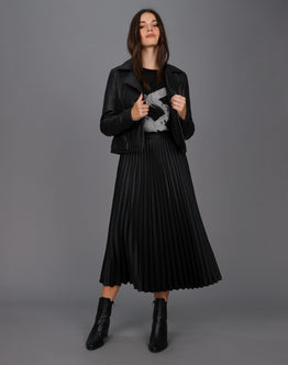 Coated Pleated Skirt - Black