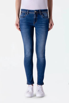 Deanna Miracle Wash Jeans